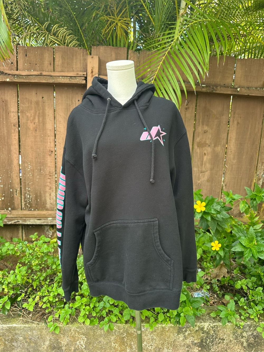 Jeffree Star Cosmetics Hoodie Size L